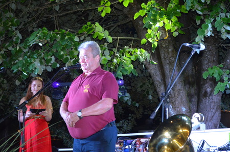 Večer vina, penine in glasbe